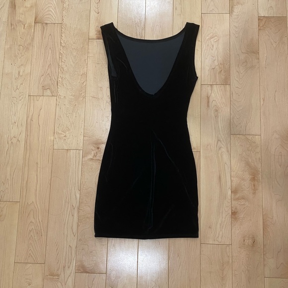 Zara TRF collection black velvet mini dress M - Picture 2 of 3